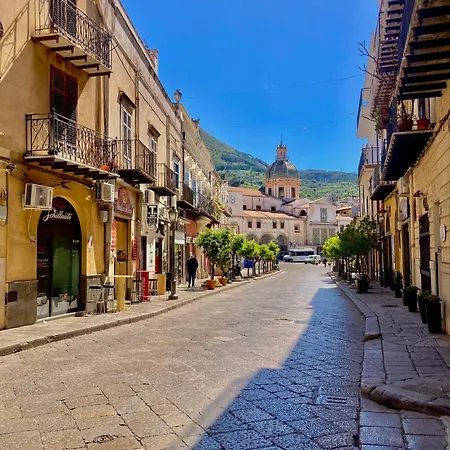 Falco בית נופש קאריני